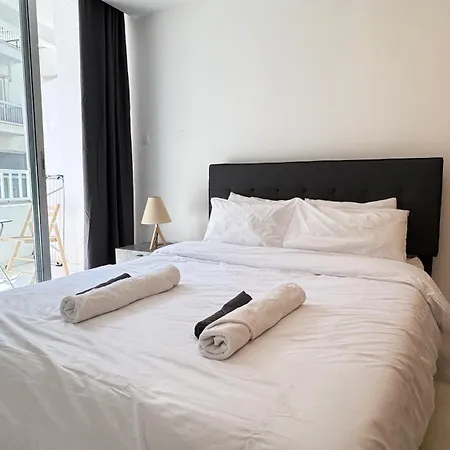 Majestic Beachfront Finikoudes לרנקה