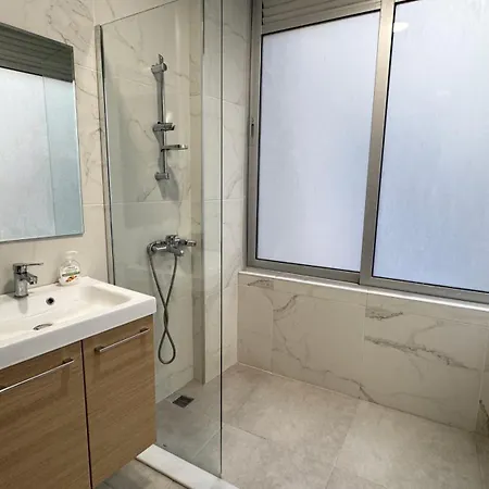 דירה Majestic Beachfront Finikoudes לרנקה